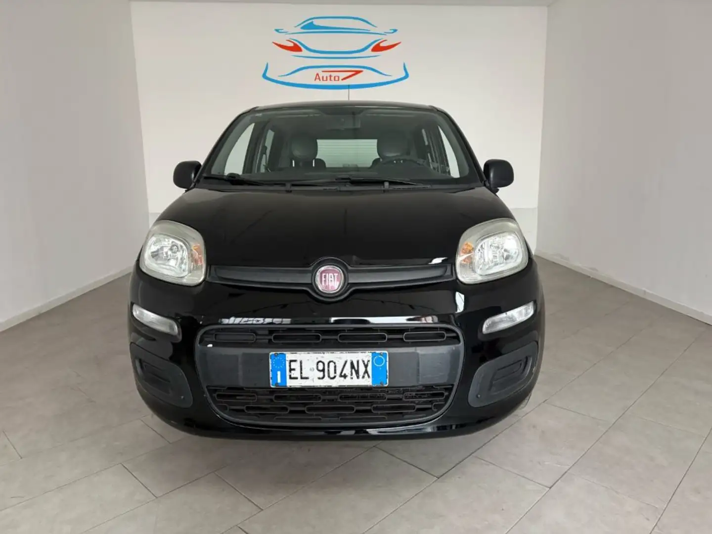 Fiat Panda 1.2 Lounge Schwarz - 1