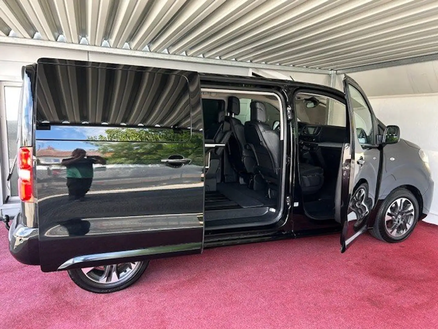 Opel Zafira Life VIP/AHK/VOLLAUSSTATTUNG/STANDHEIZUNG/GARANTIE Schwarz - 1