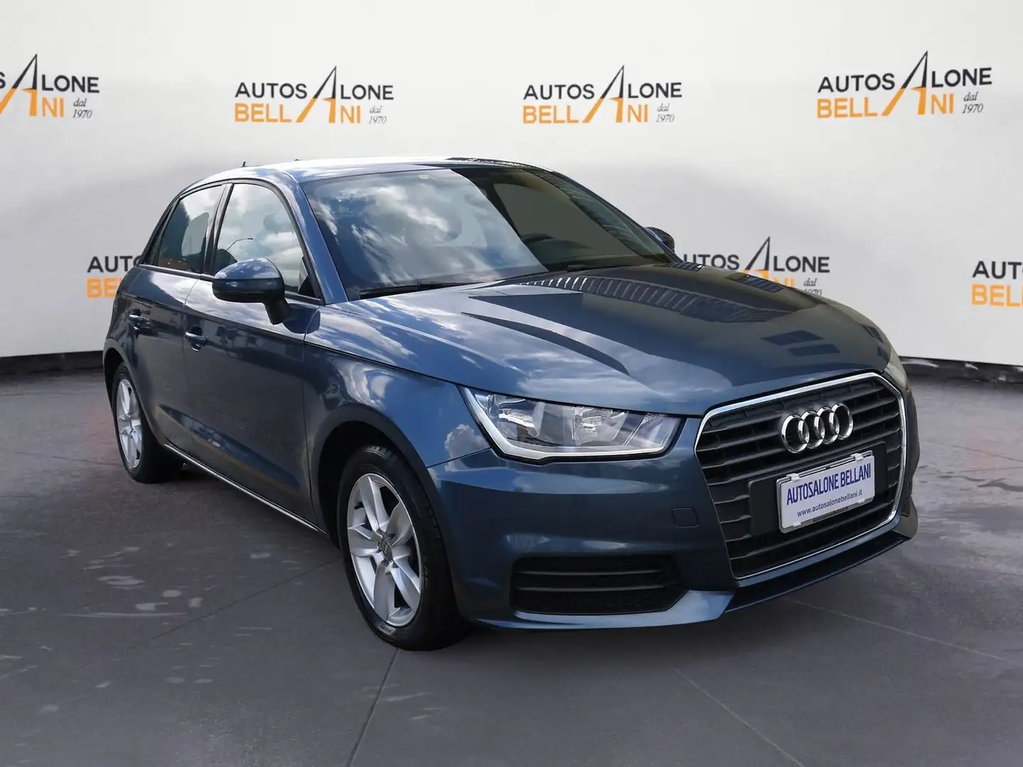 Audi A1 SPB 1.0 82 CV TFSI ULTRA Gris - 1