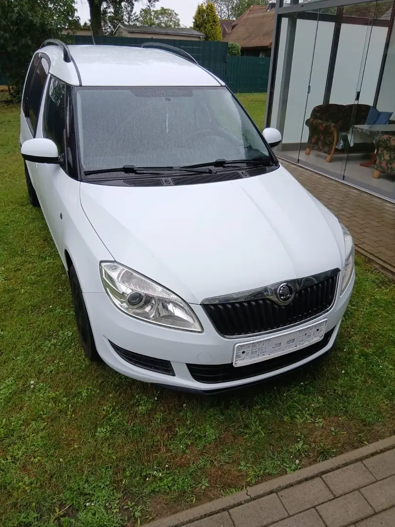 Skoda Roomster Multivan Weiß - 1