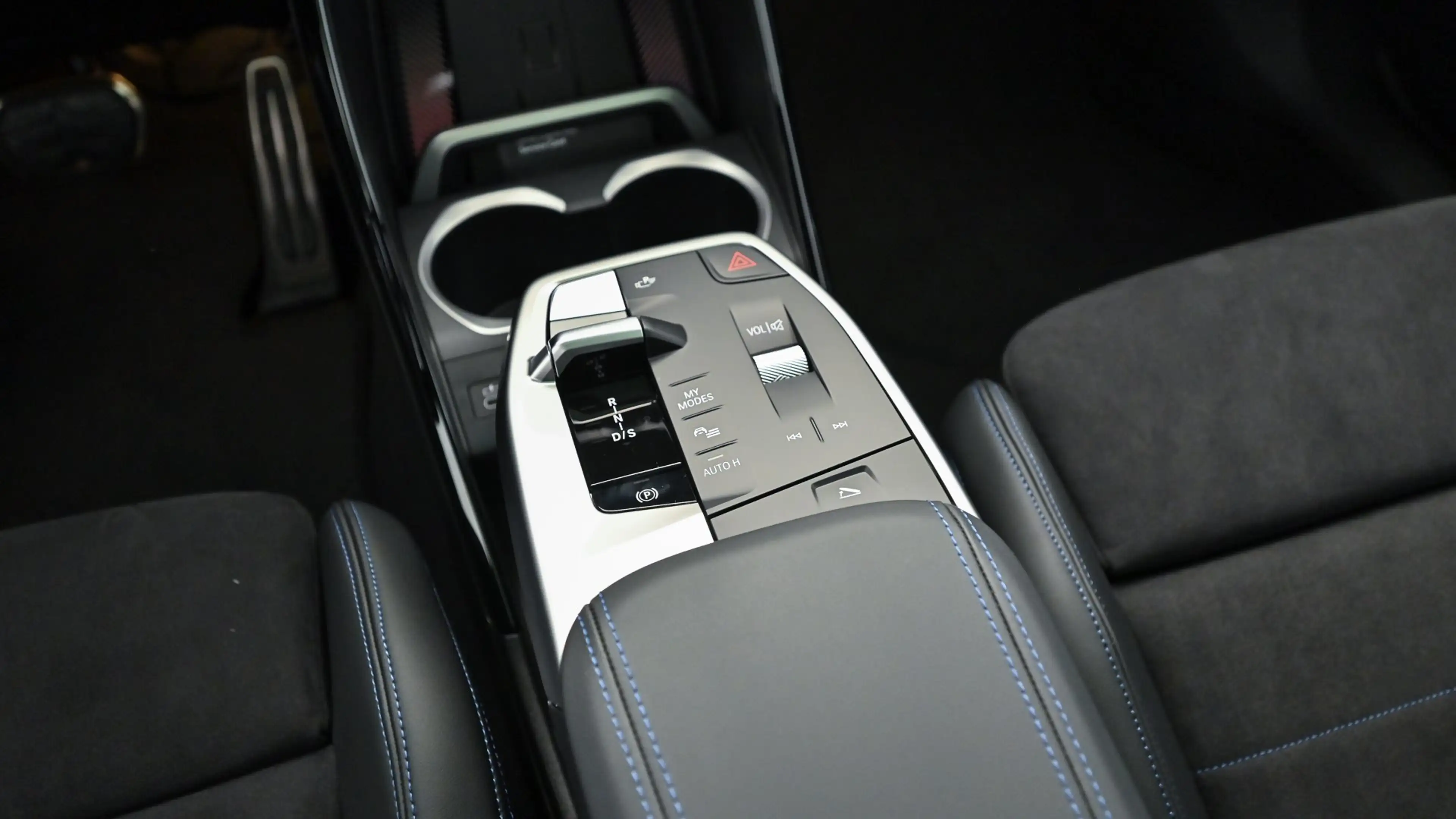 BMW X2 20d xDrive M-Sportpaket Pro — photo 14