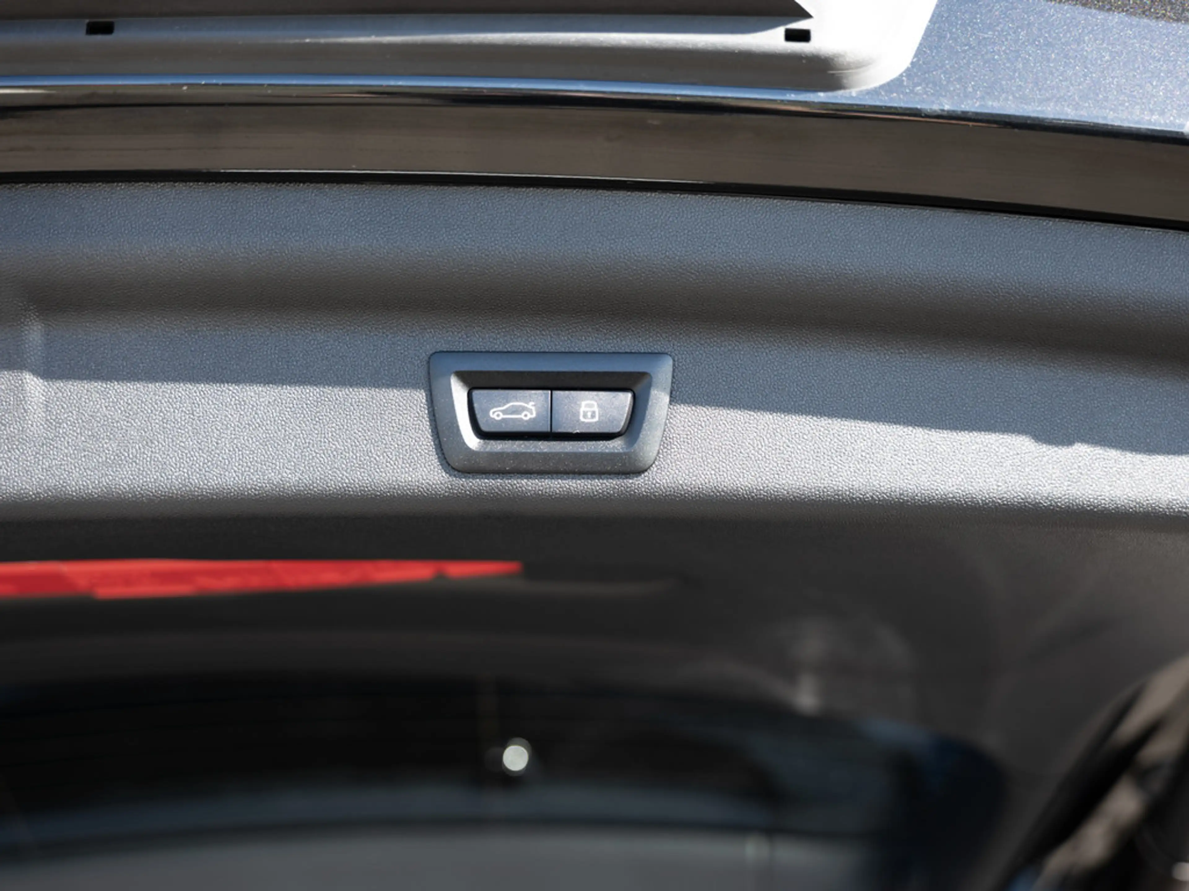 MINI Cooper SE Countryman — photo 13