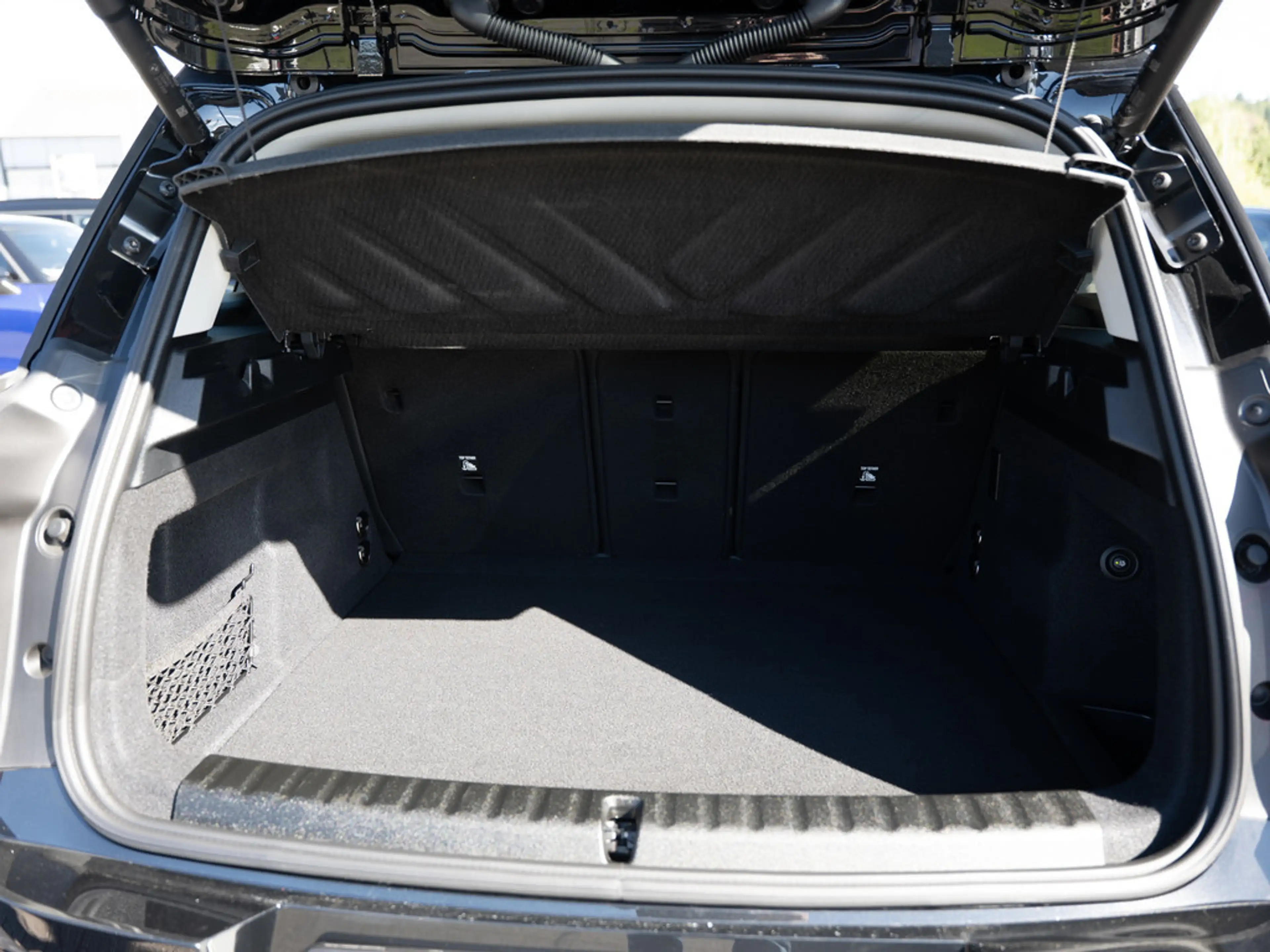 MINI Cooper SE Countryman — photo 12
