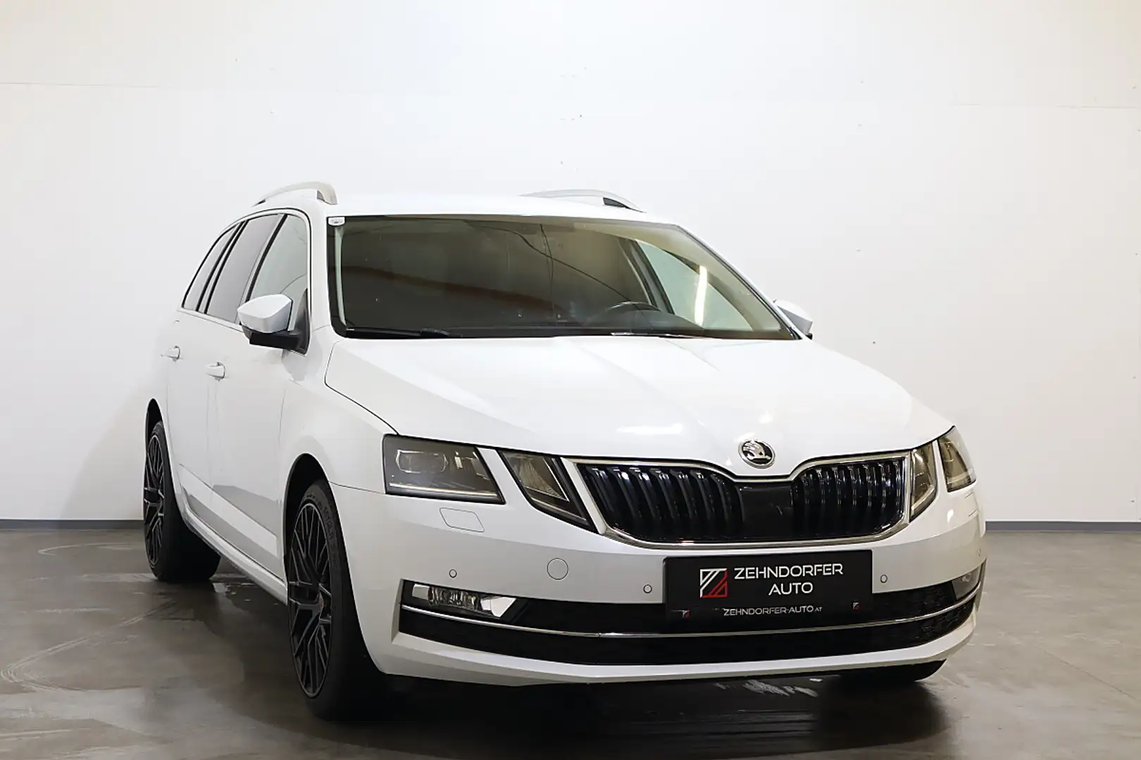 Skoda Octavia 1.6 TDI DPF Style|LED|SHZ|ACC|Lenkrad beheizt Weiß - 1