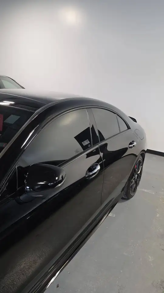 Mercedes-Benz CLA снимка Mercedes-Benz CLA
