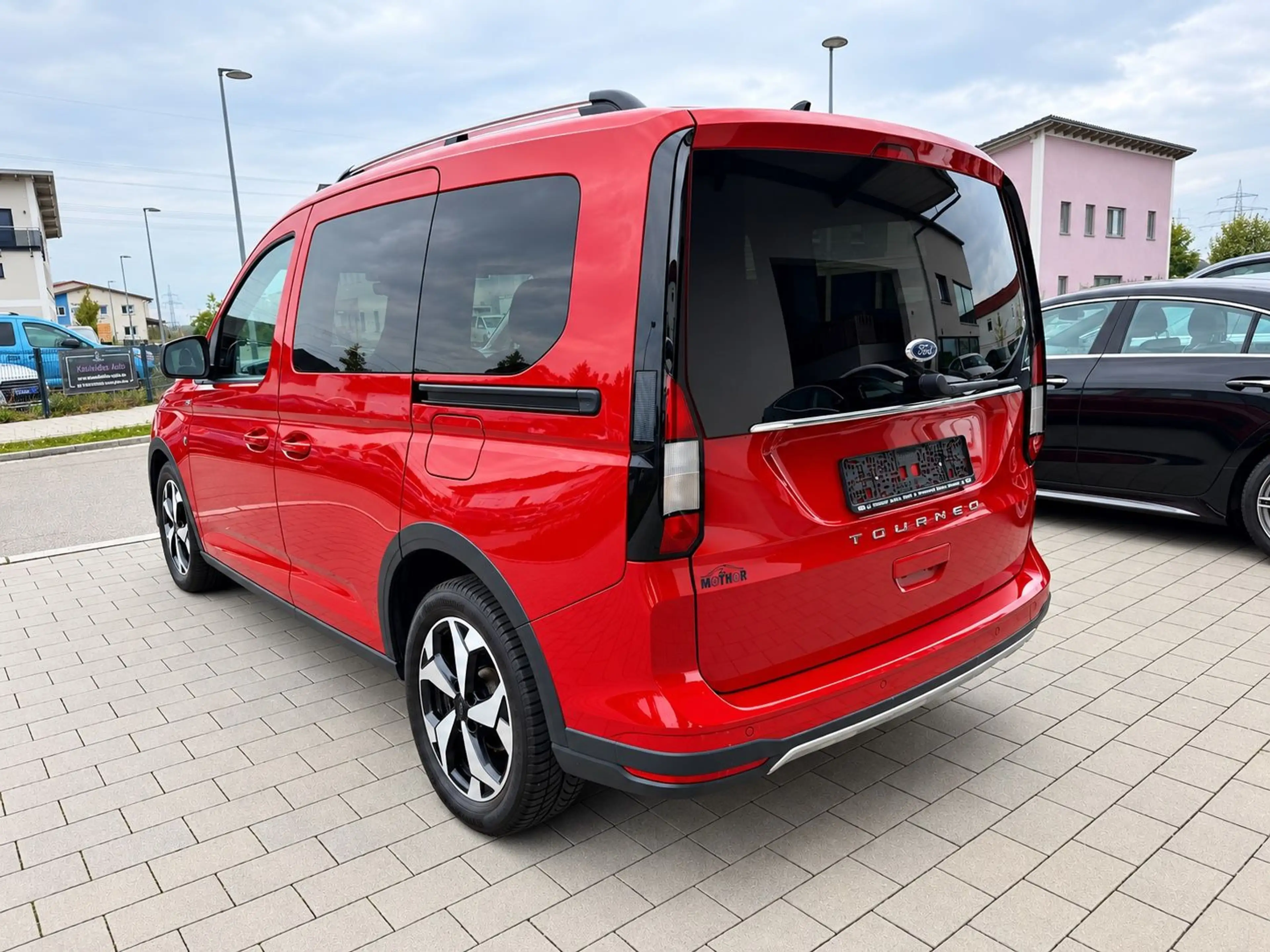 Ford Tourneo Connect Active Navi Klima 7 Sitze — photo 2