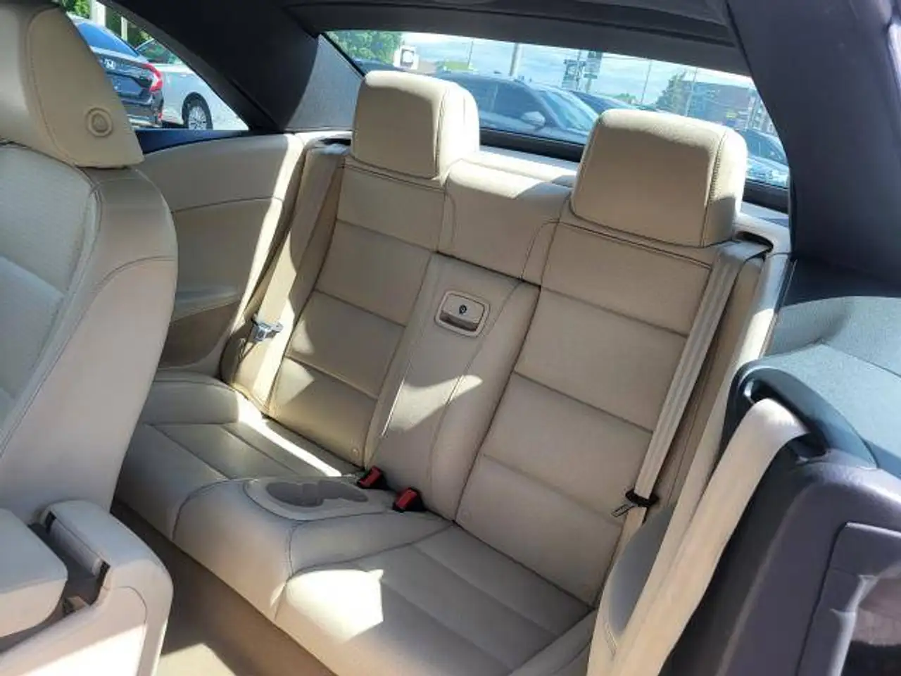 Volkswagen Eos photo Volkswagen Eos