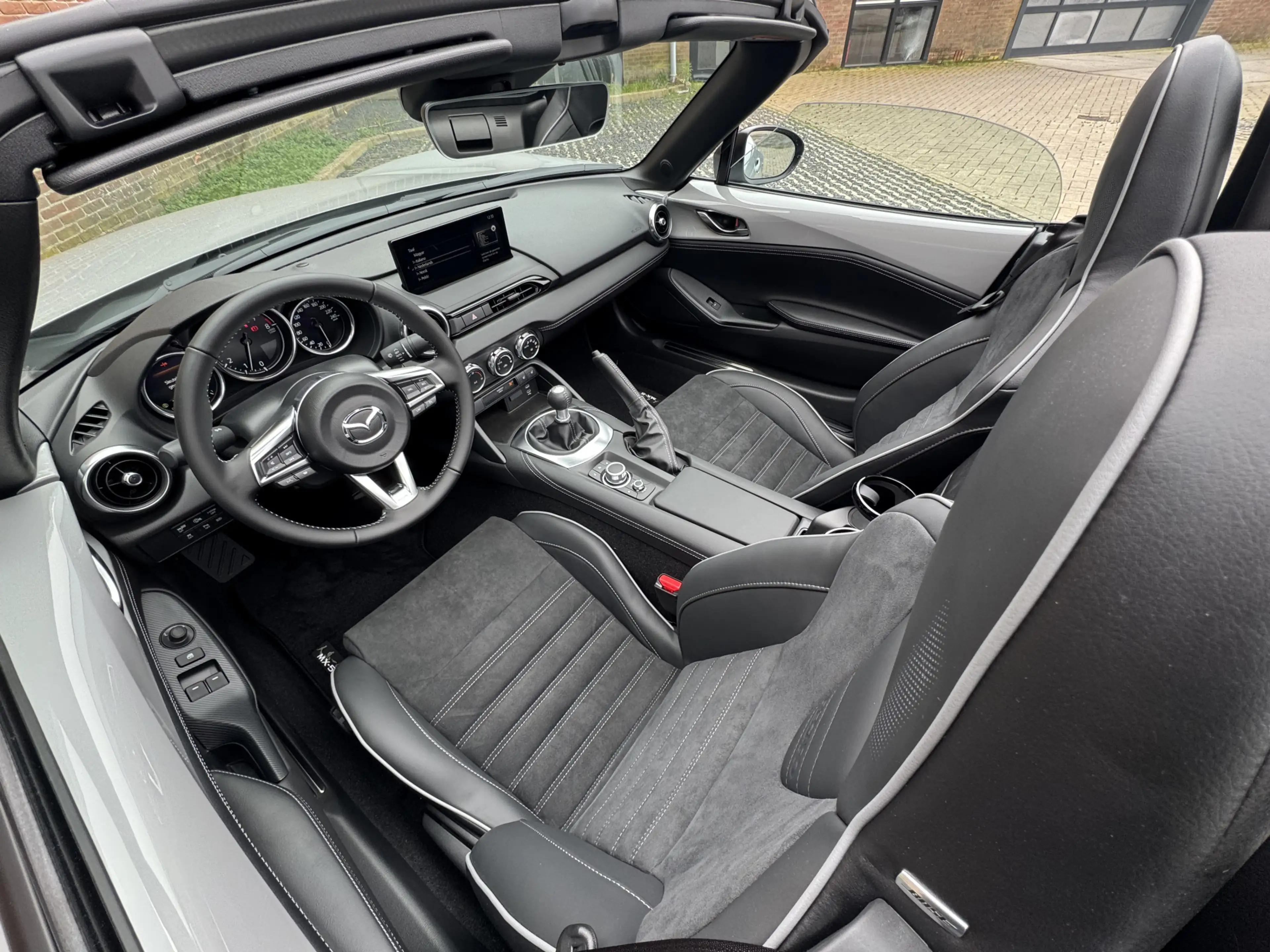 Mazda MX-5 1.5 SkyActiv-G 132 Homura | incl. 10 YEARS DEALS: — photo 13