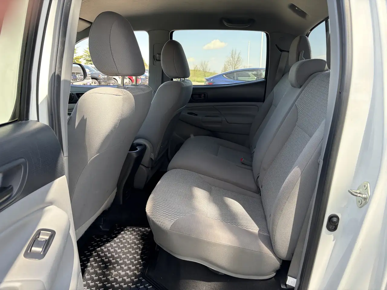 Toyota Tacoma снимка Toyota Tacoma