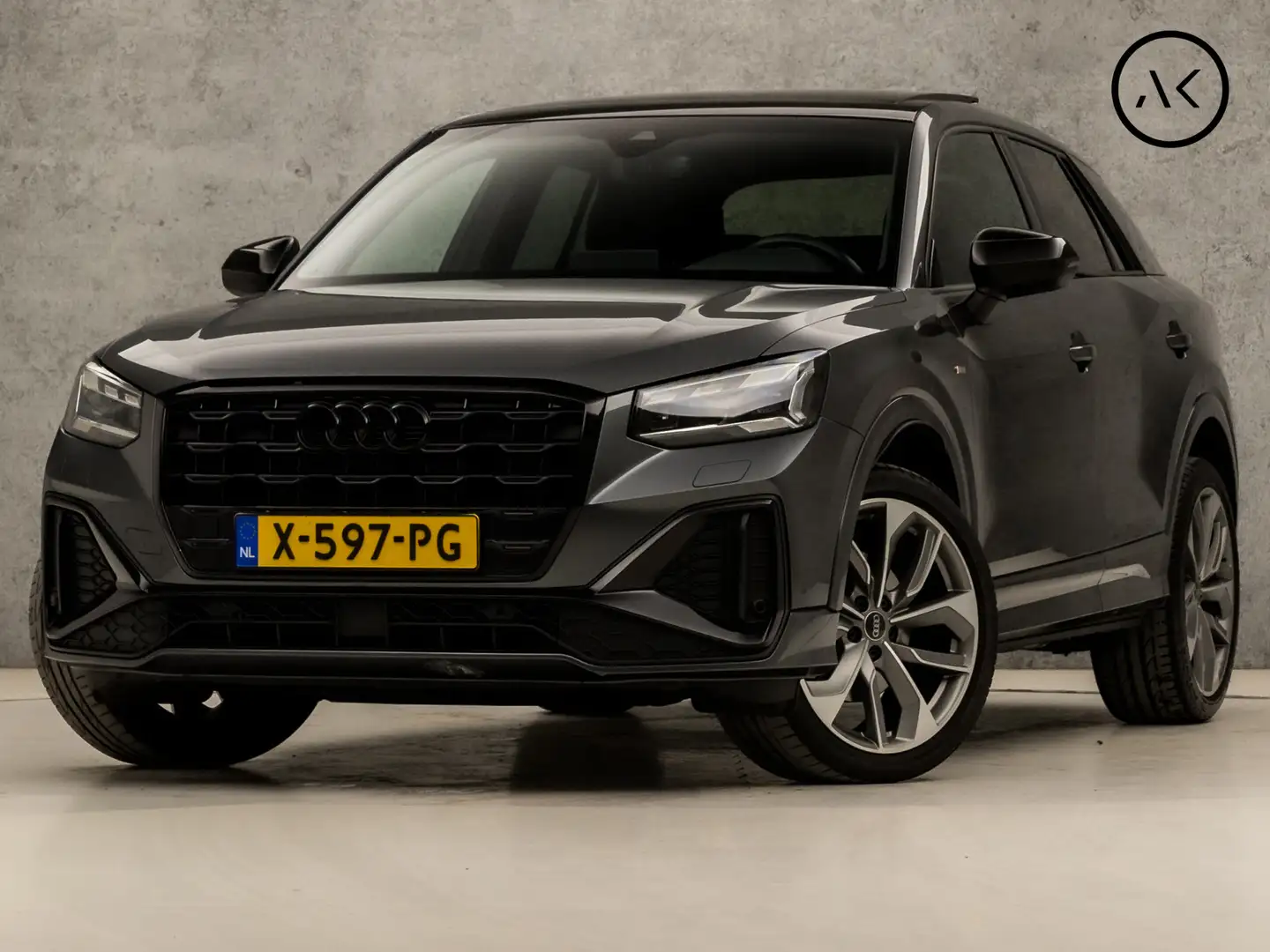 Audi Q2 35 TFSI S-Line Sport 150Pk Automaat (SCHUIFDAK, 2X Grijs - 1