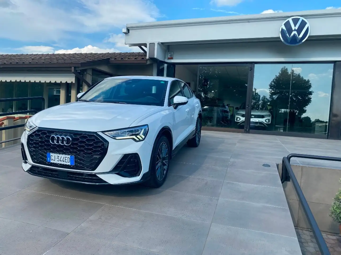 Audi Q3 Q3 SPB 35 TDI quattro S tronic Business Plus Bianco - 2