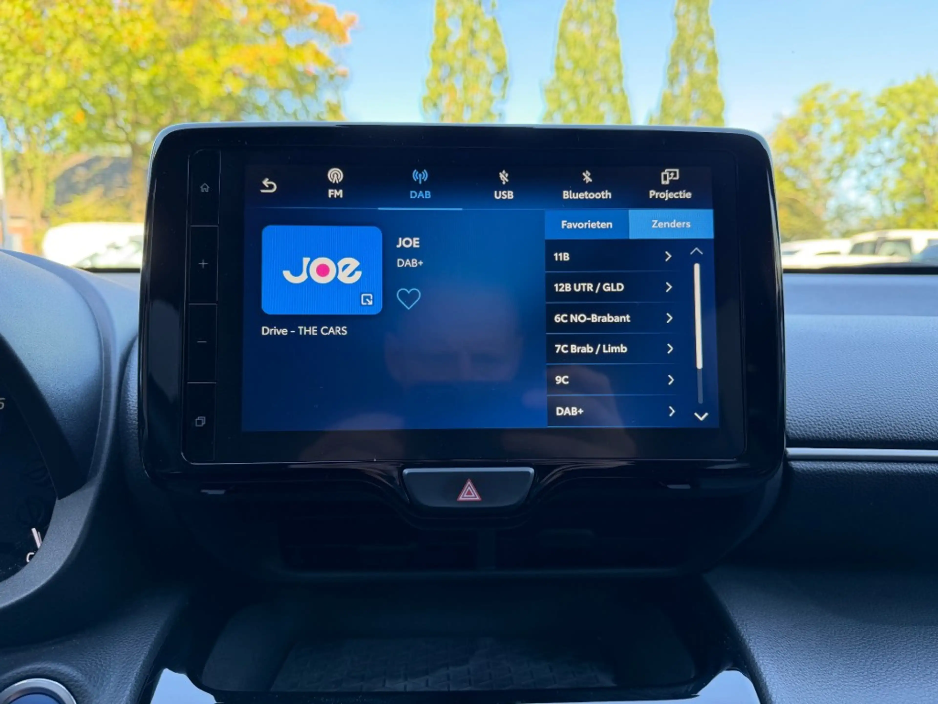 Toyota Yaris Cross 1.5 HYBRID DYNAMIC AUTOMAAT / NAVI / CAMERA / ADAP — photo 11