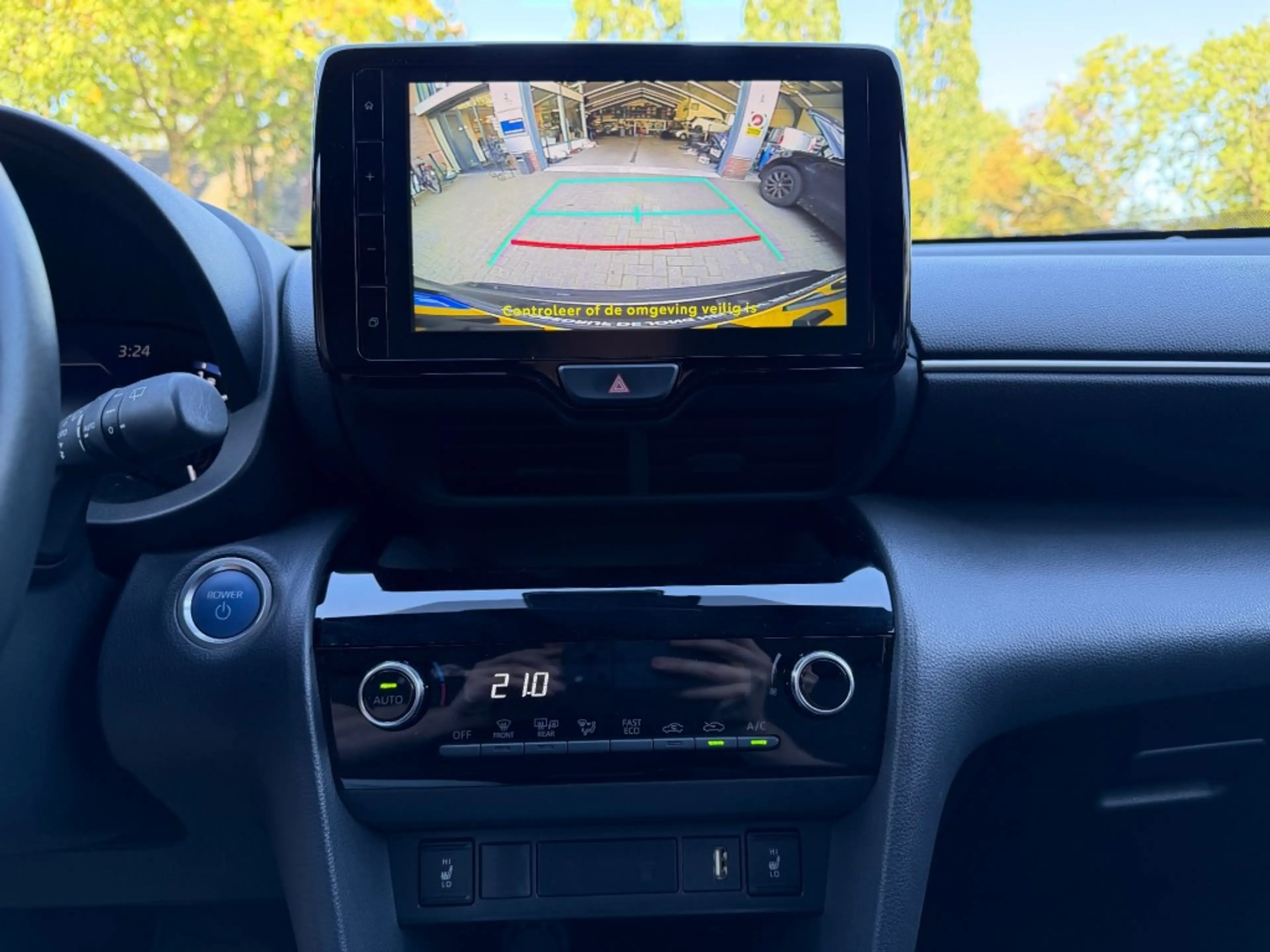 Toyota Yaris Cross 1.5 HYBRID DYNAMIC AUTOMAAT / NAVI / CAMERA / ADAP — photo 10