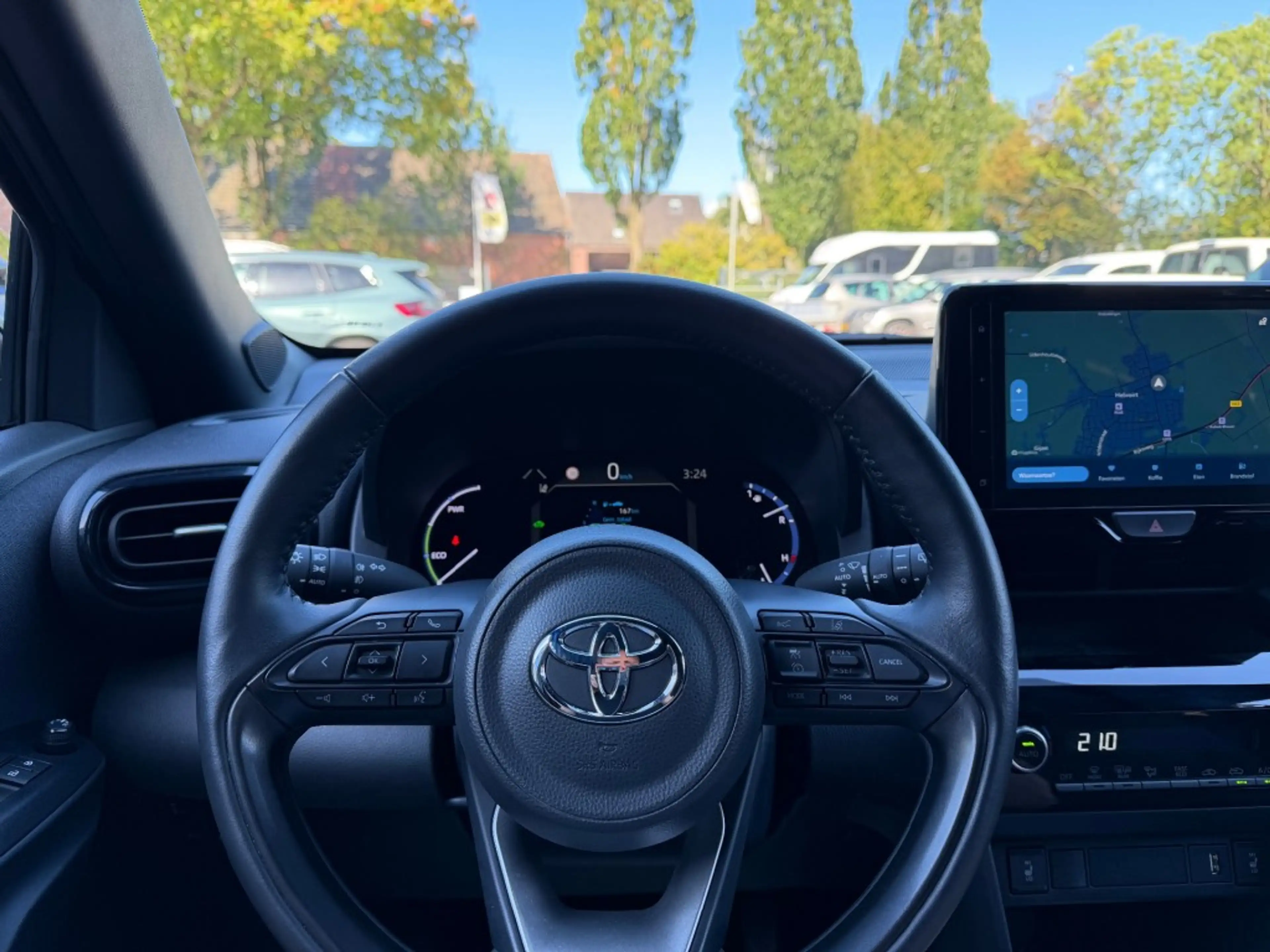 Toyota Yaris Cross 1.5 HYBRID DYNAMIC AUTOMAAT / NAVI / CAMERA / ADAP — photo 8