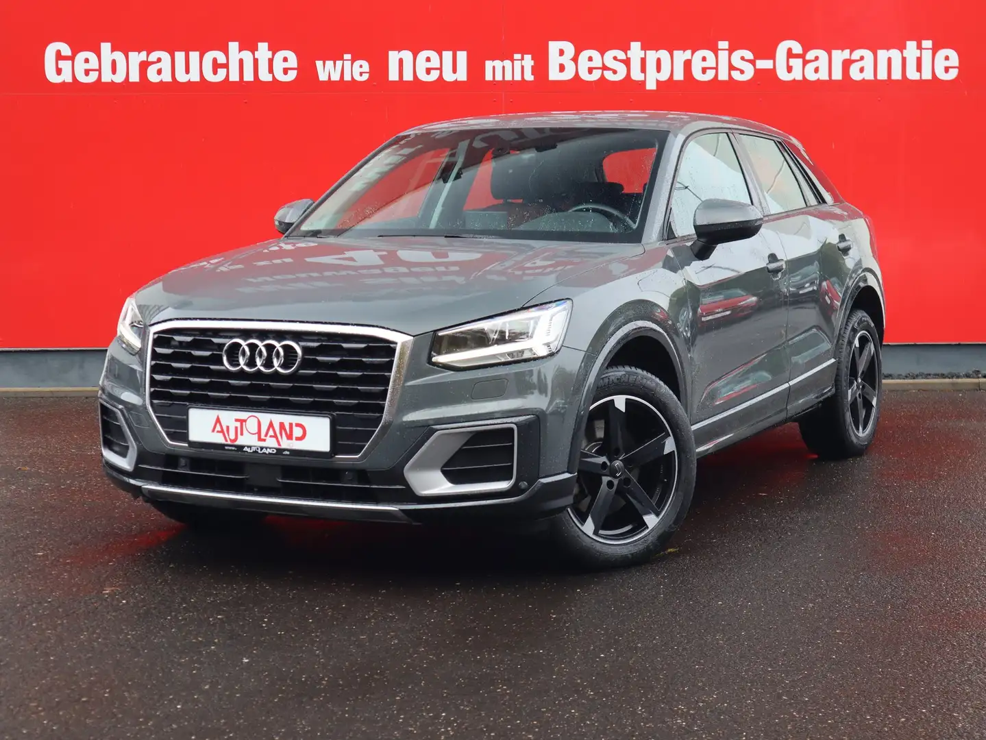 Audi Q2 1.4 TFSI design S-Tronic AHK LED Keyless-Go Grau - 2