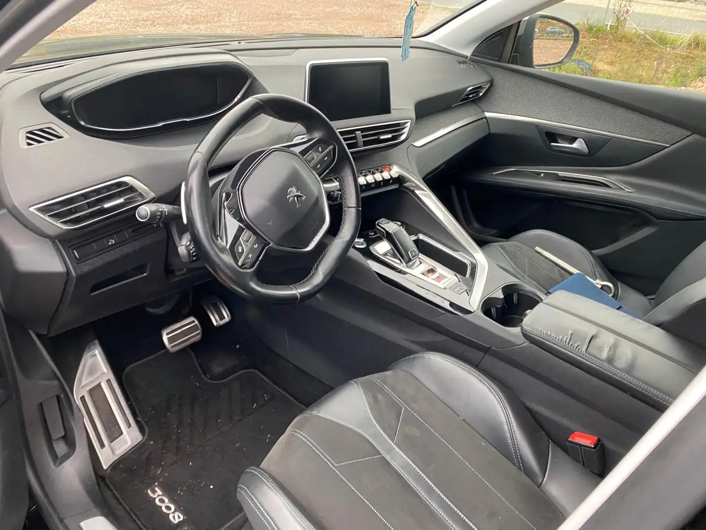 Peugeot 3008 Crossway Motor sprinng nicht an Black - 2