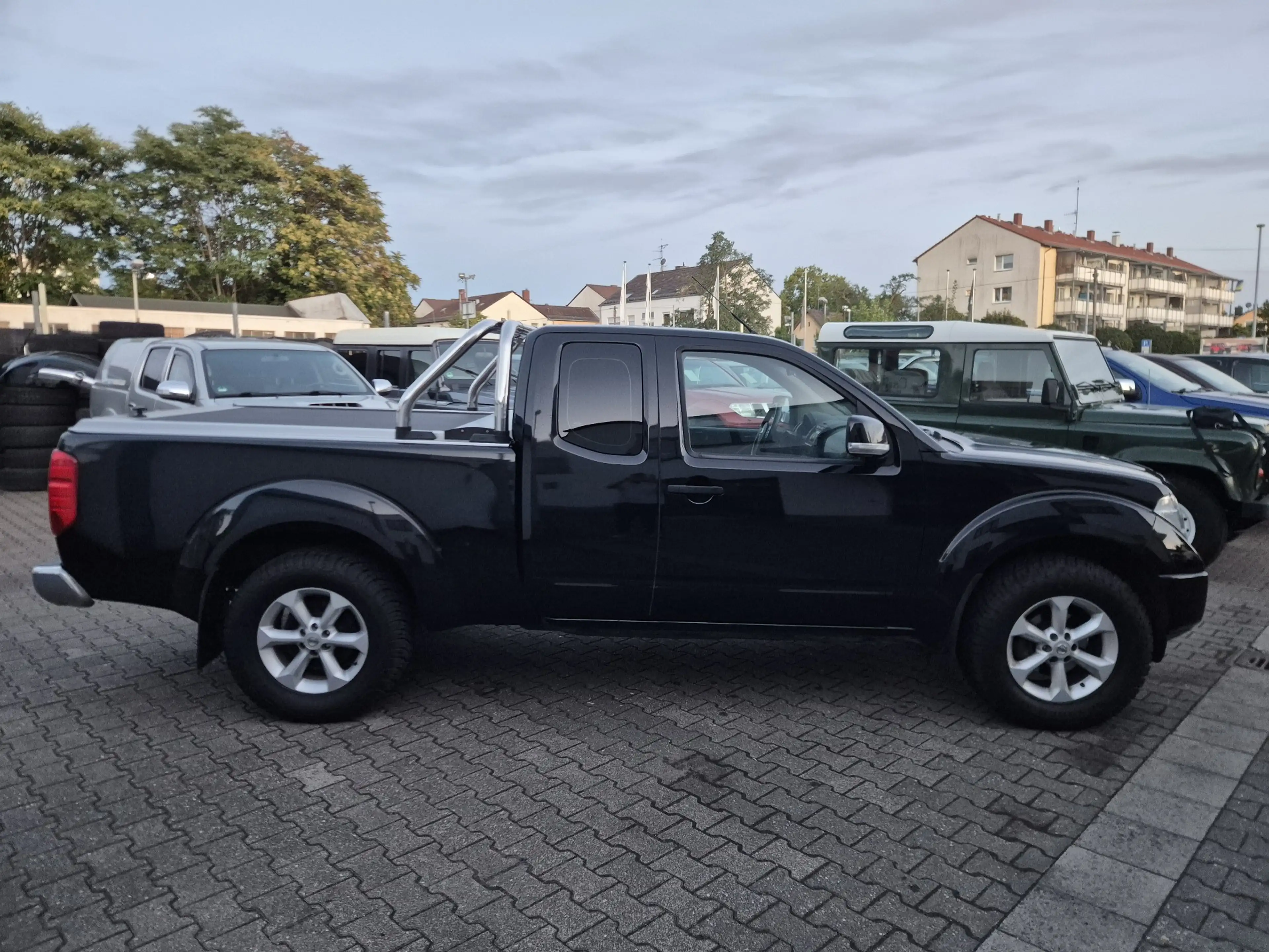Nissan Navara KingCab Business 4X4 **Top Zustand/AHK 3.0 To./LKW — photo 10