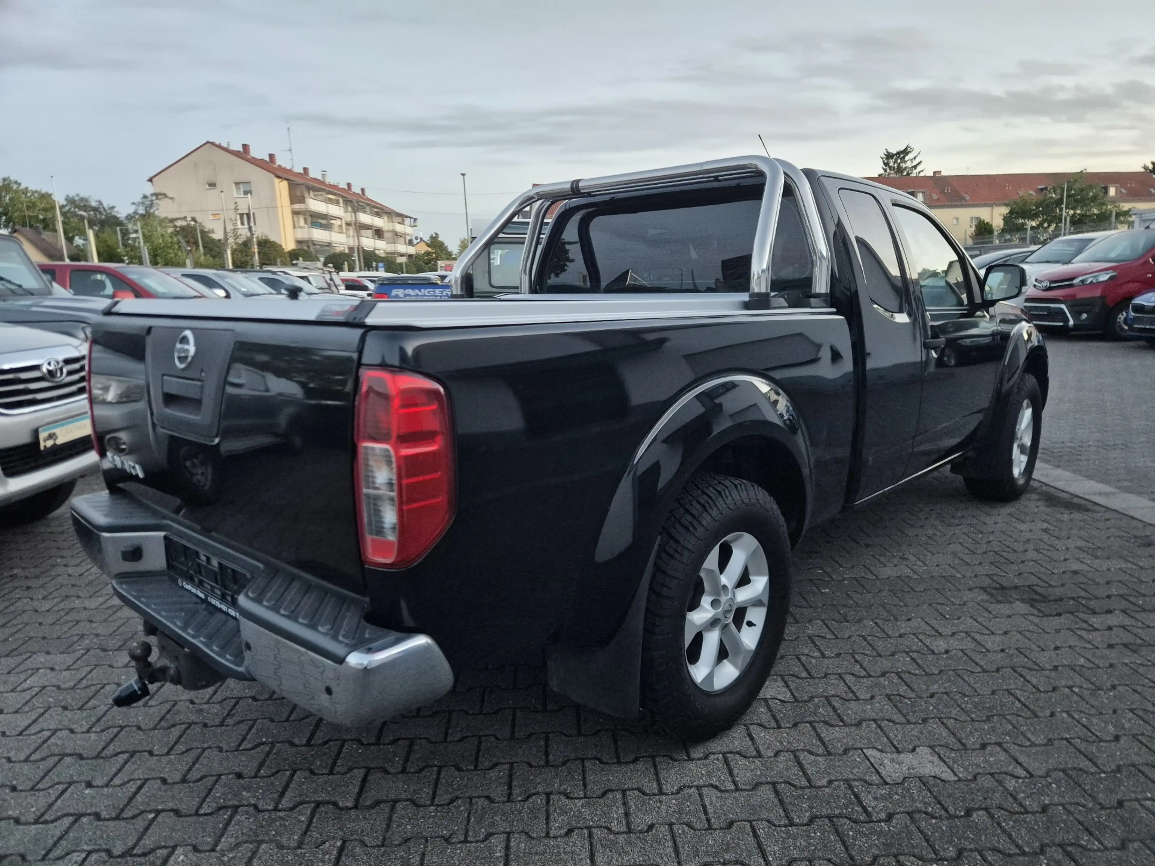 Nissan Navara KingCab Business 4X4 **Top Zustand/AHK 3.0 To./LKW — photo 9