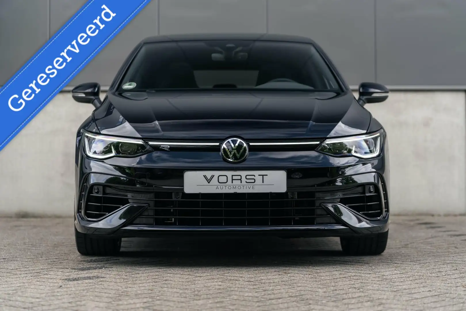 Volkswagen Golf 2.0 TSI R 4Motion Performance Akrapovic HK Schwarz - 2