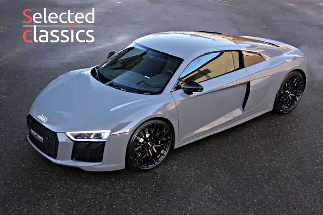 Audi R8 V10 RWS 1 of 999 / A1 condition / 1 owner / 1st pa