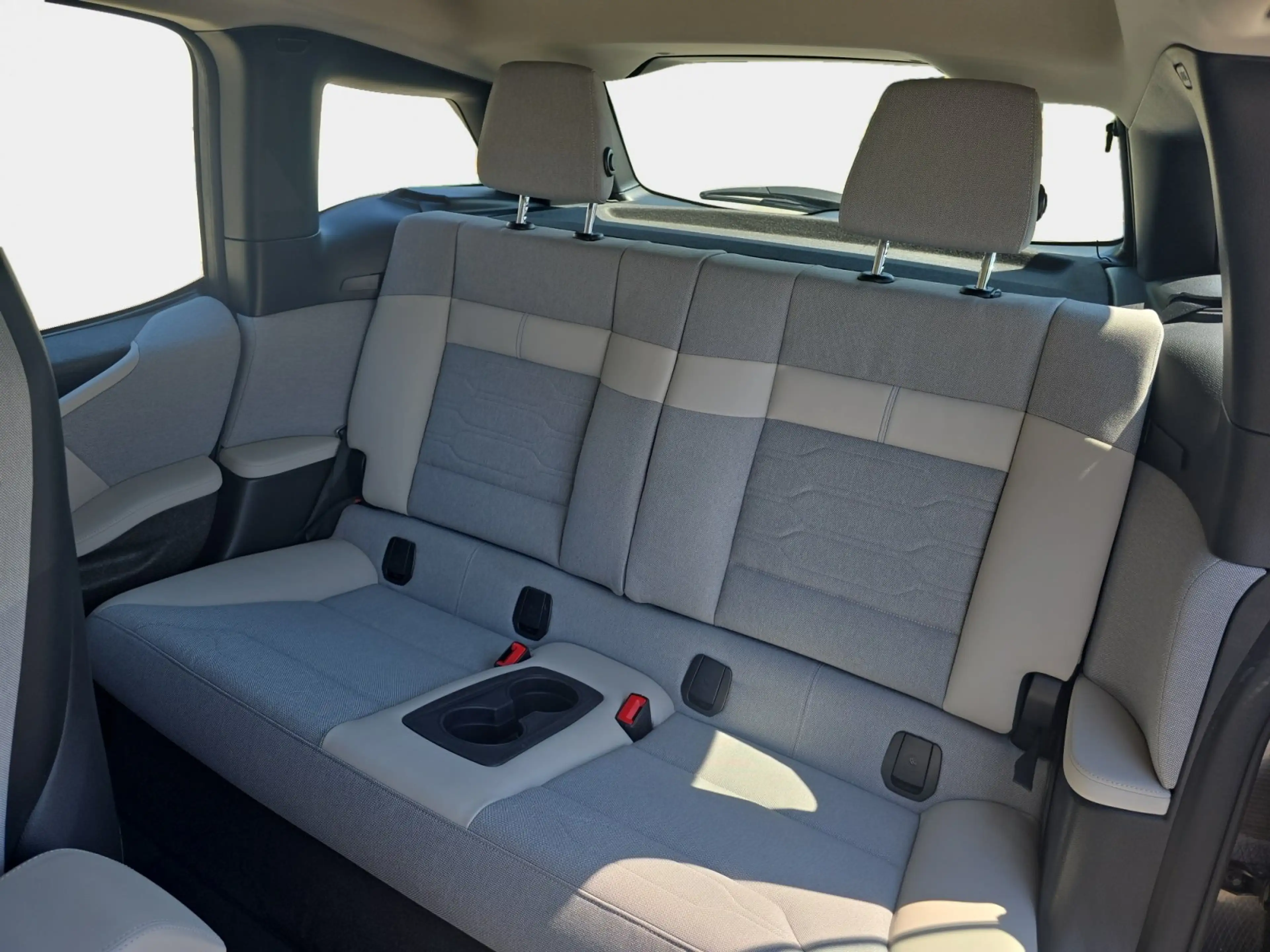 BMW i3 Basis — photo 15