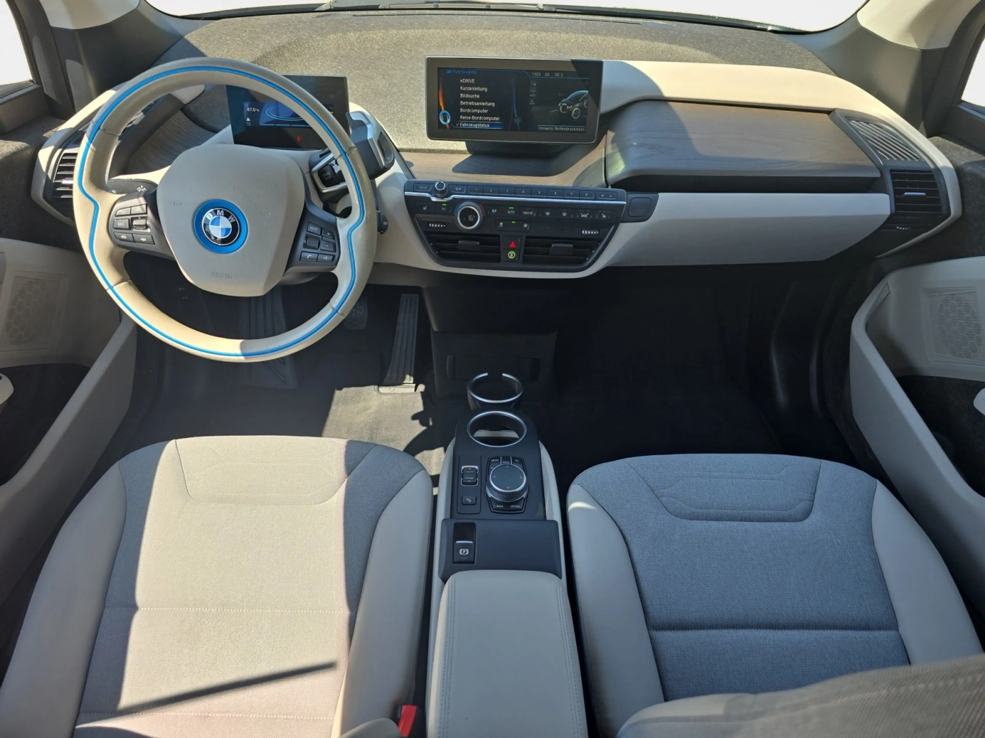 BMW i3 Basis — photo 12