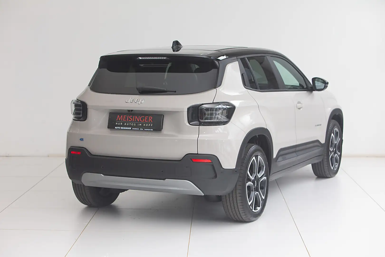 Jeep Avenger BEV 54kWh Altitude Beige - 2