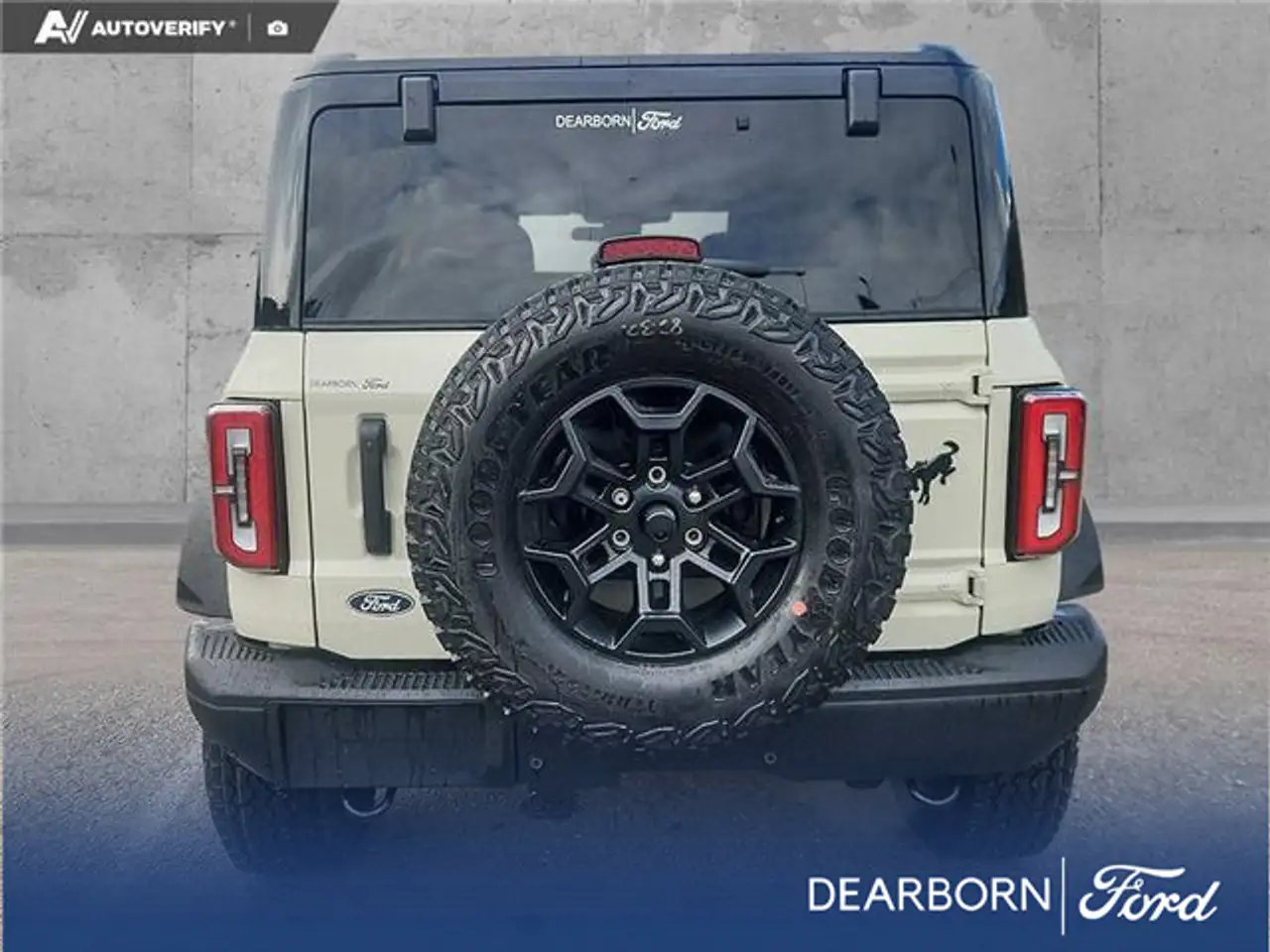 Ford Bronco снимка Ford Bronco