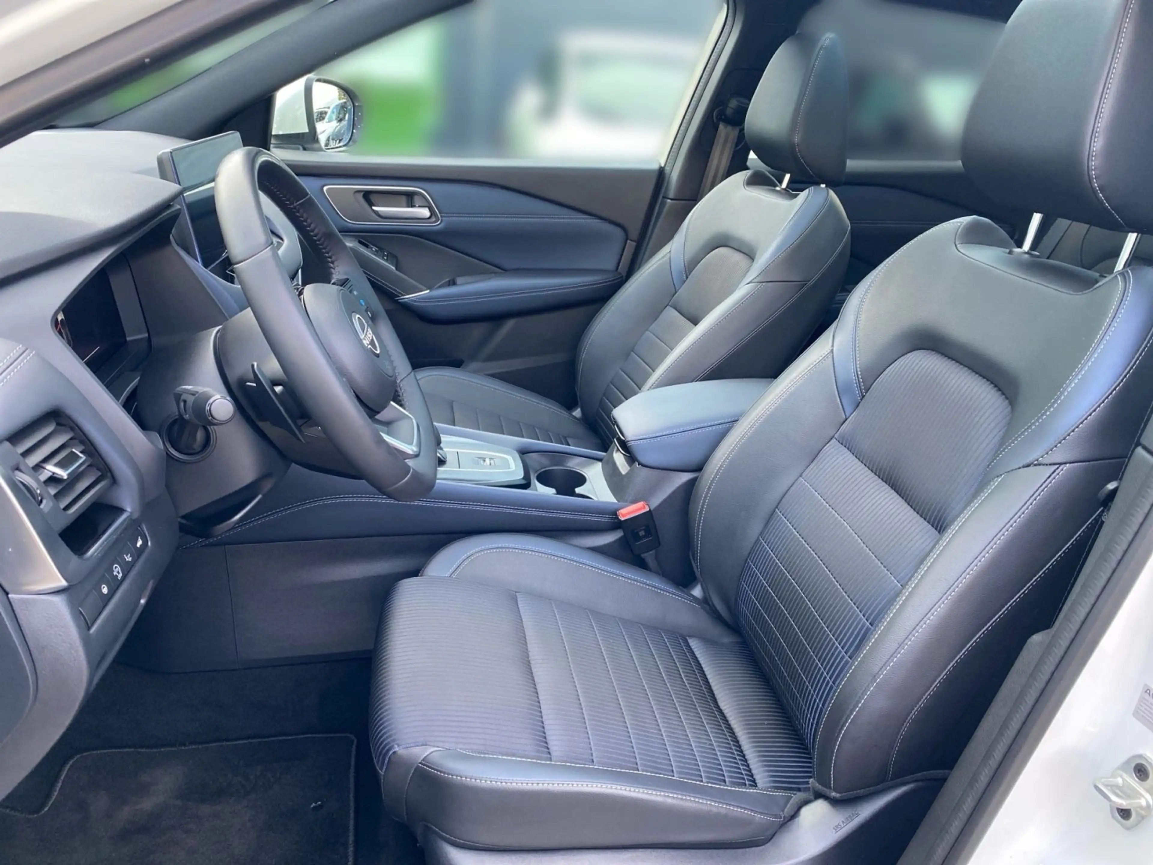 Nissan Qashqai 1.3 DIG-T Tekna | SHZ | ACC | 360° Cam — photo 12