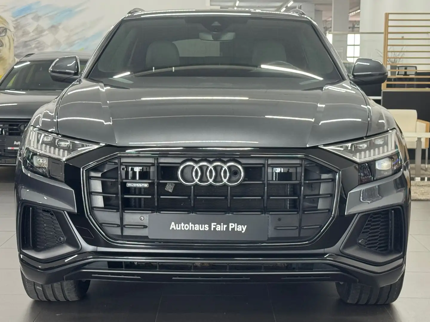 Audi Q8 50 TDI S Line MATRIX/HUD/NACHTSICHT/U-FREI! Grau - 2