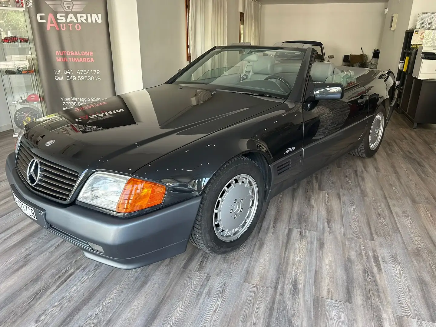 Mercedes-Benz SL 300 24 Nero - 2