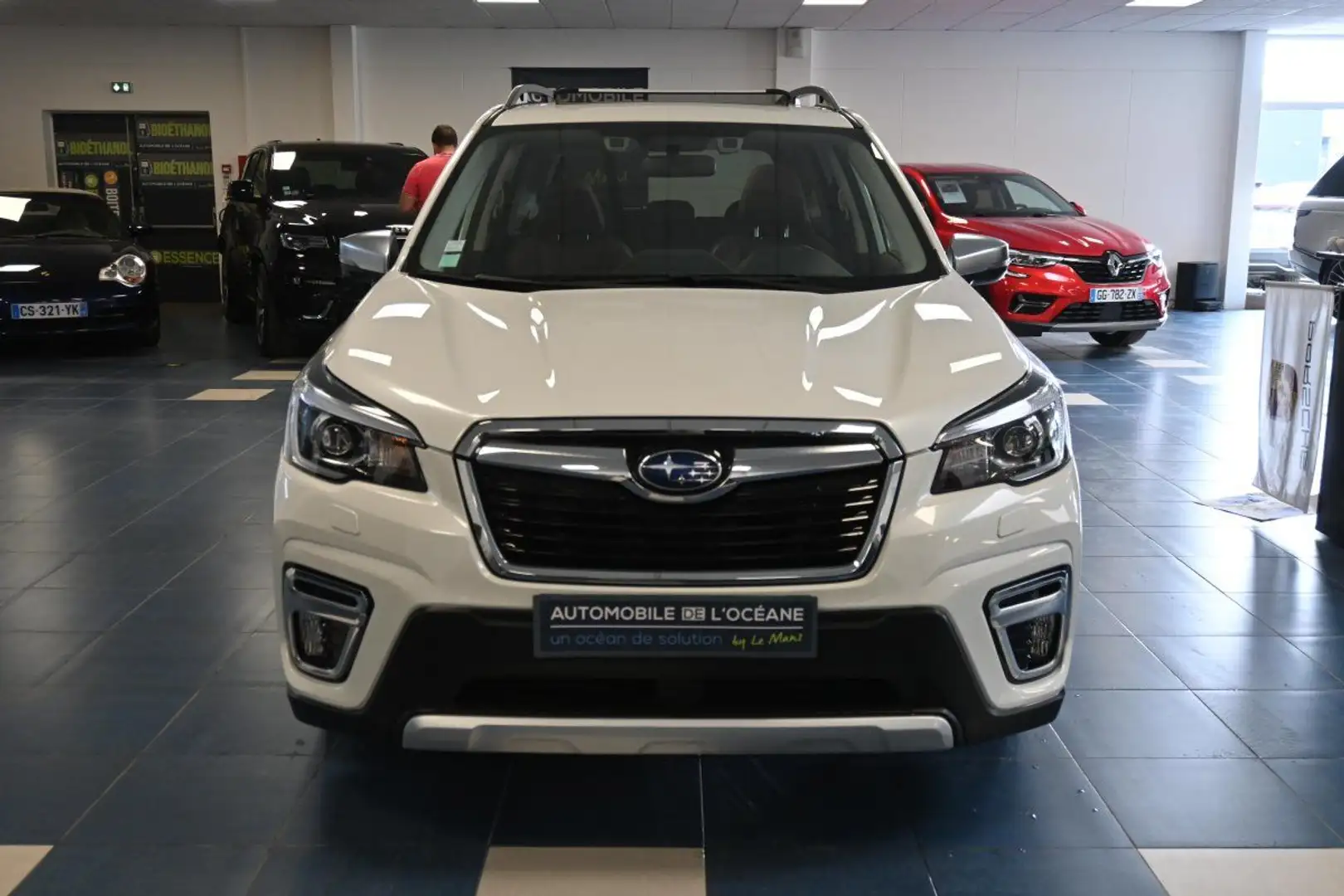 Subaru Forester E-BOXER 2.0i e-boxer 150 ch Lineartronic Eyesight  Blanc - 2