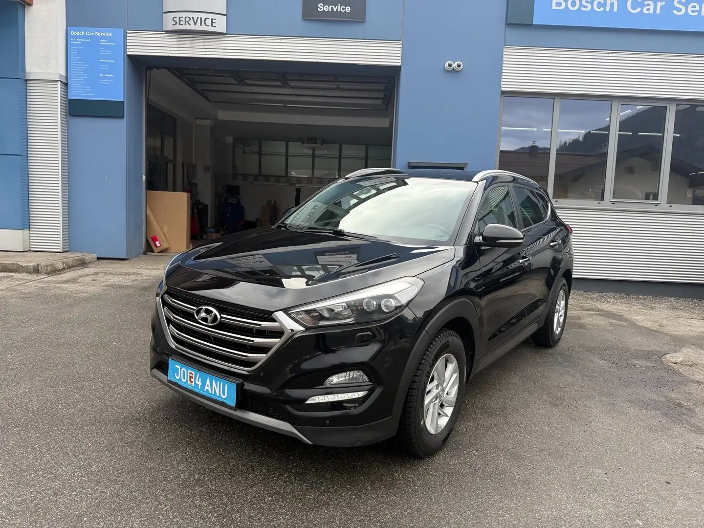Hyundai TUCSON Tucson 2,0 CRDI 4WD Style Schwarz - 1