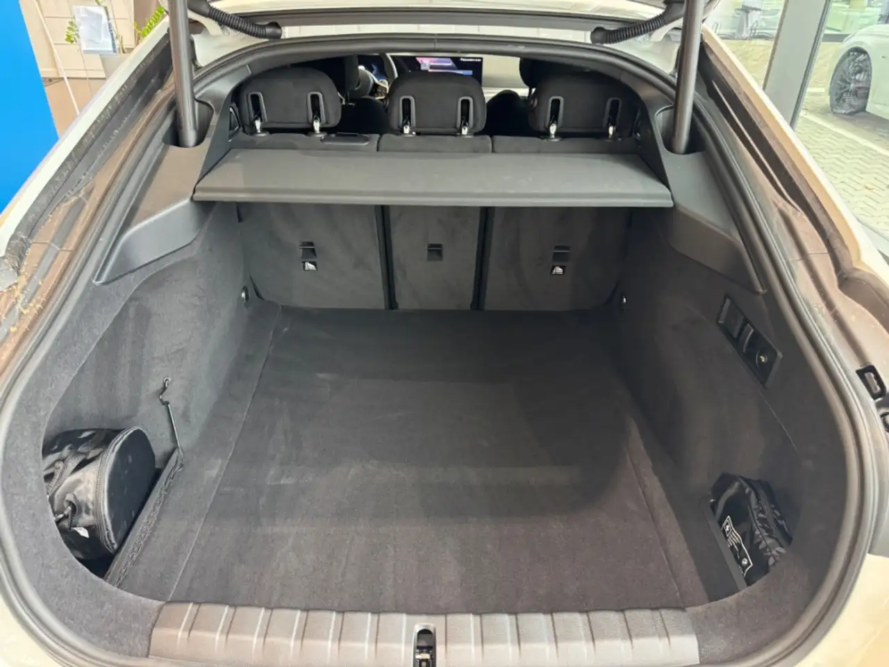 BMW 420 i Sportpaket AHK-klappbar AHK Navi Digitales Cockp 11