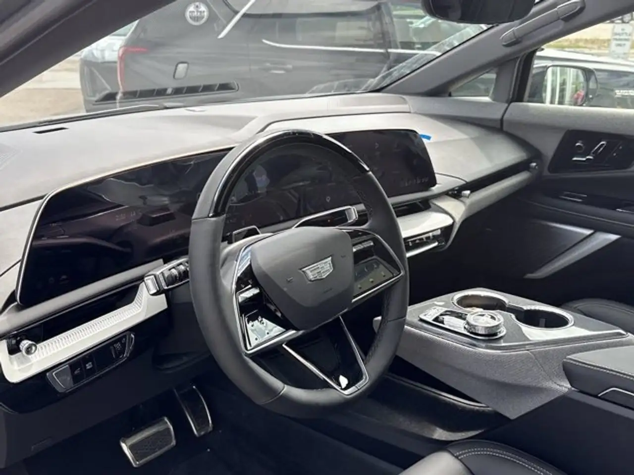 Cadillac Optiq photo Cadillac Optiq