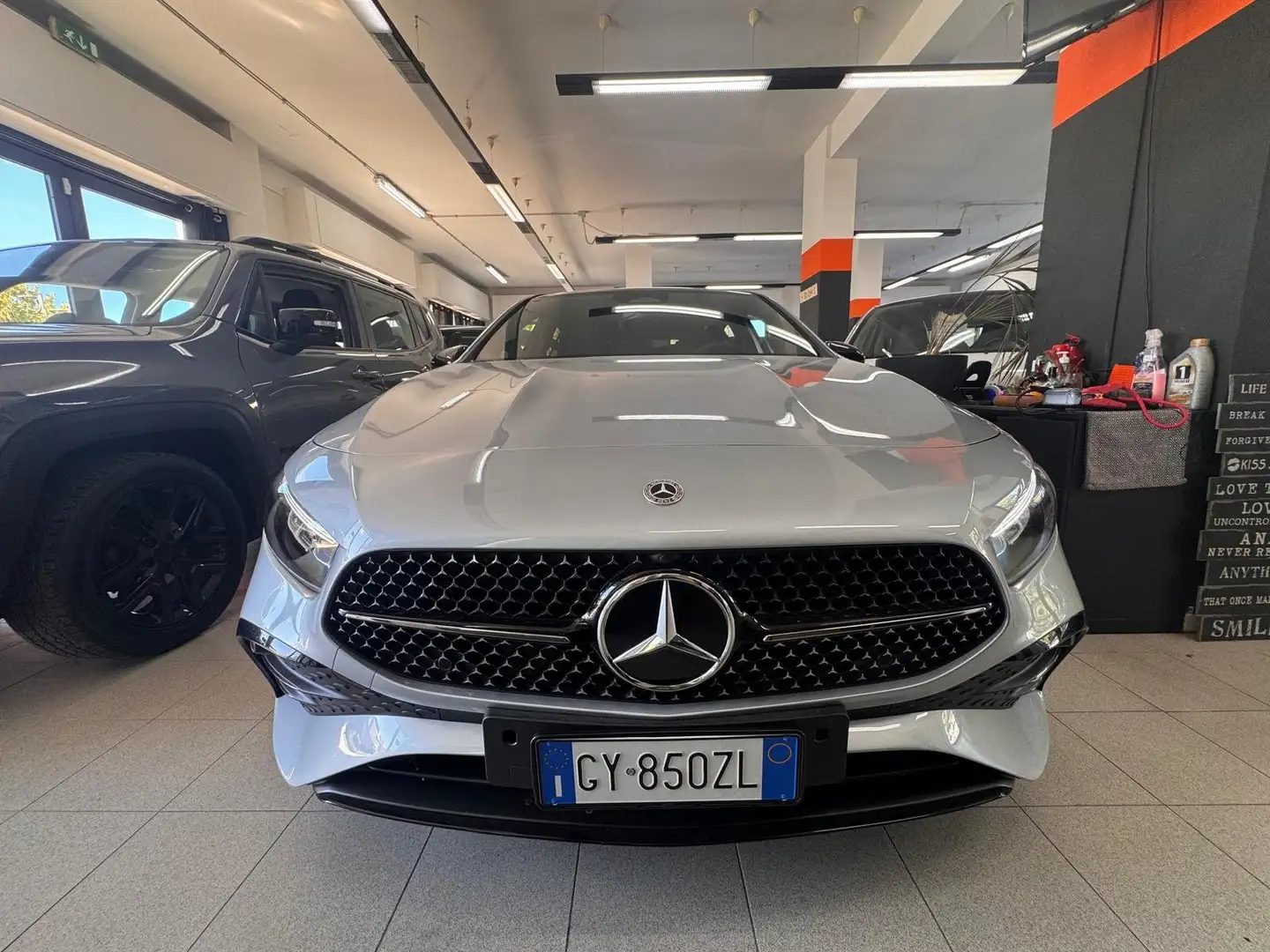 Mercedes-Benz A 180 Classe A 180d AMG Line Advanced Plus 0 km NUOVA Plateado - 2