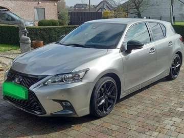 CT 200h 1.8i F-Sport Line E-CVT (EU6.2)