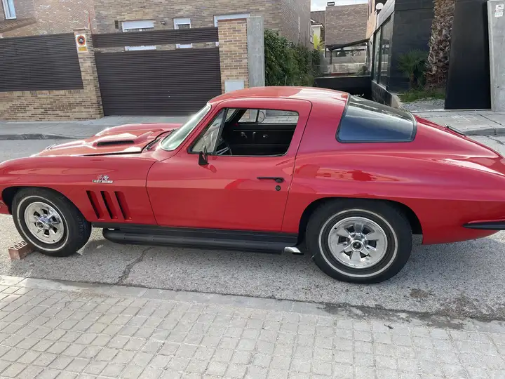 Chevrolet Corvette 1966, foto 4