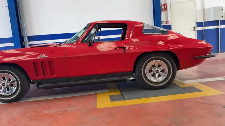 Chevrolet Corvette 1966