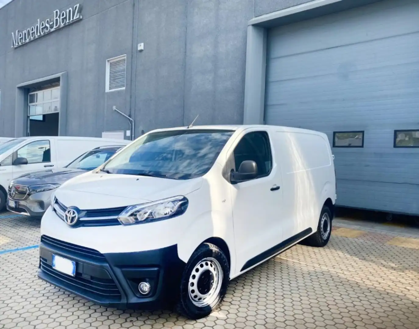 Toyota Proace Furgone 14q Blanc - 1