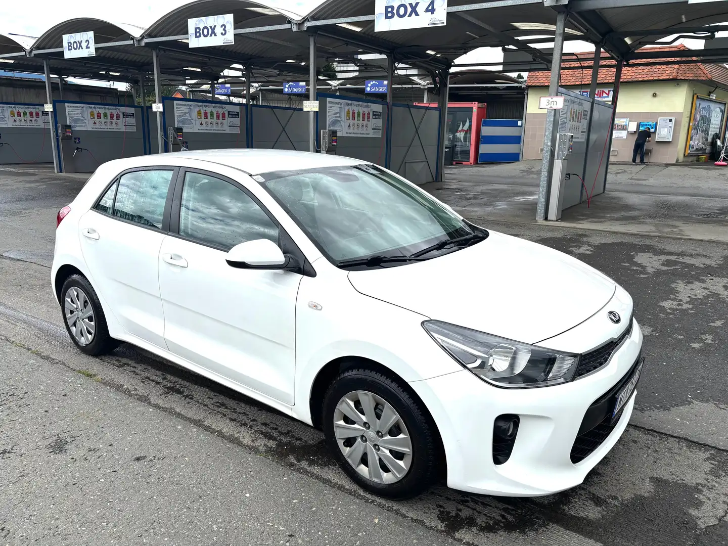 Kia Rio Rio 1,25 MPI Neon ISG Neon Weiß - 1