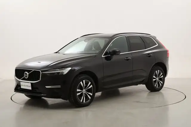 Volvo XC60 B4 AWD Momentum PRO  2.0 Mild Hybrid 197CV