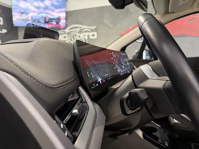BMW 2 Series view 13