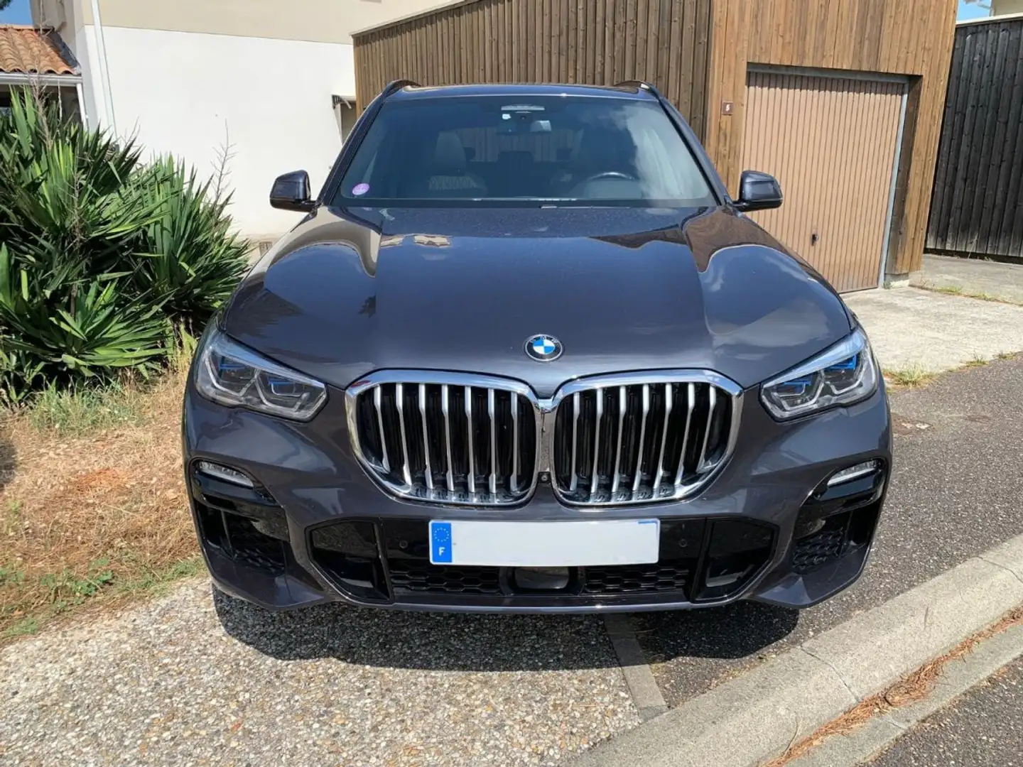 BMW X5 45e x-drive M-sport Gris - 1