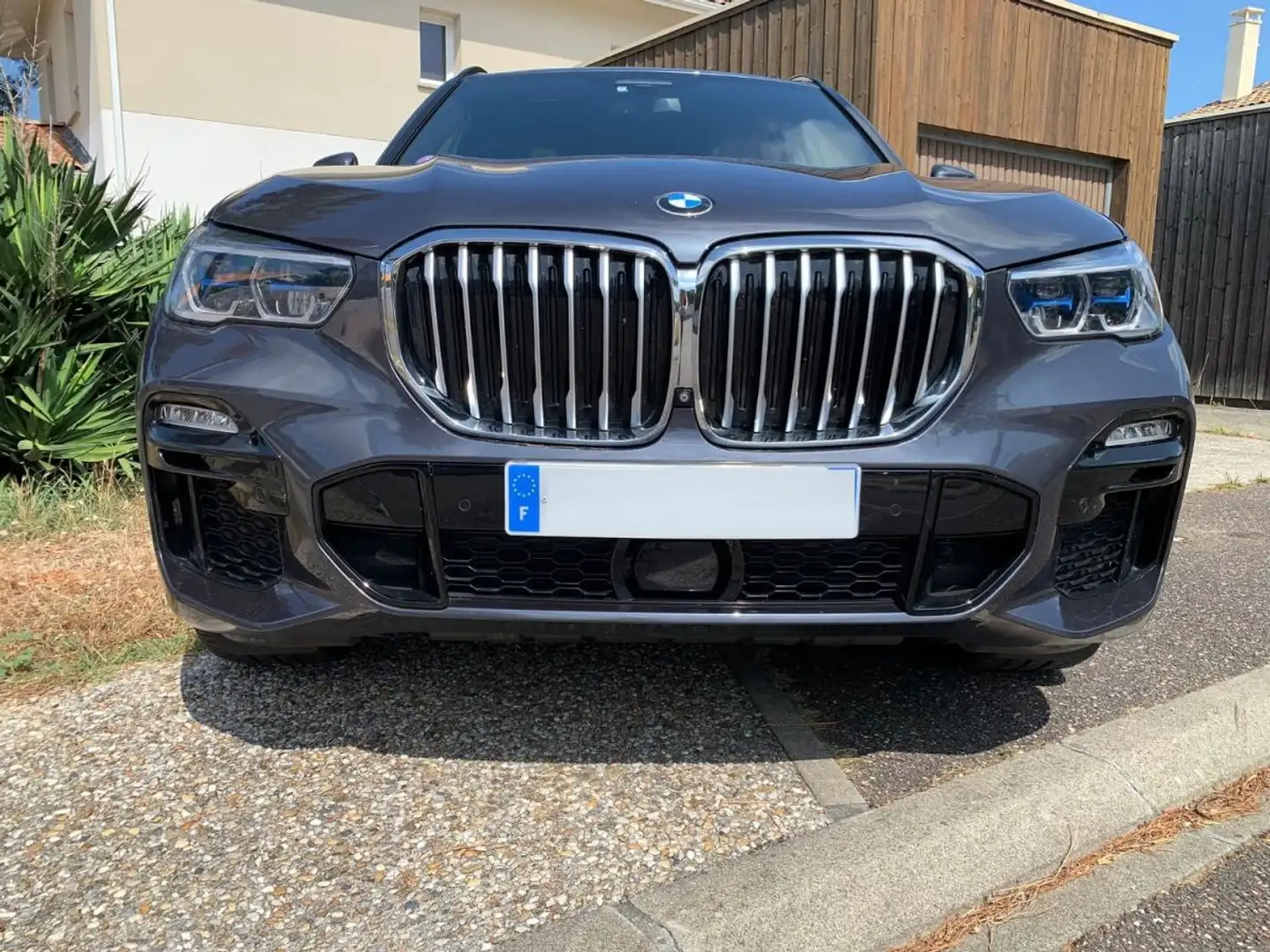 BMW X5 45e x-drive M-sport Gris - 2