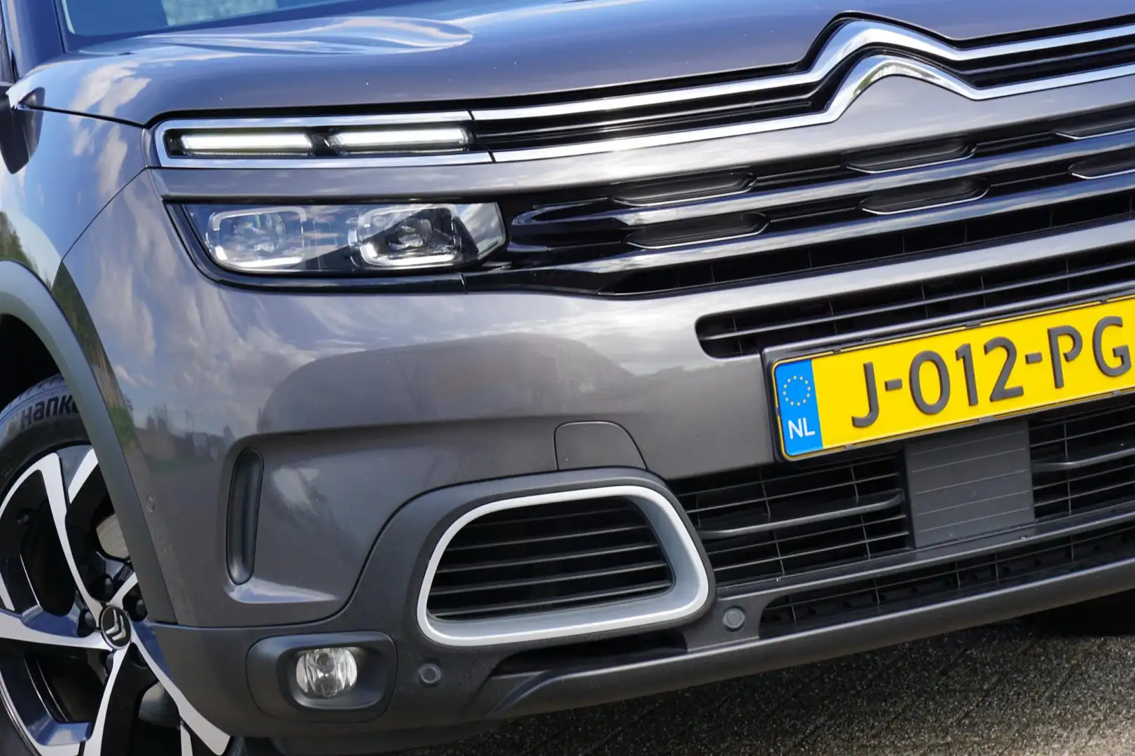 Citroen C5 Aircross 1.2 PureTech 130pk Business Plus Automaat - Gris P Grijs - 1