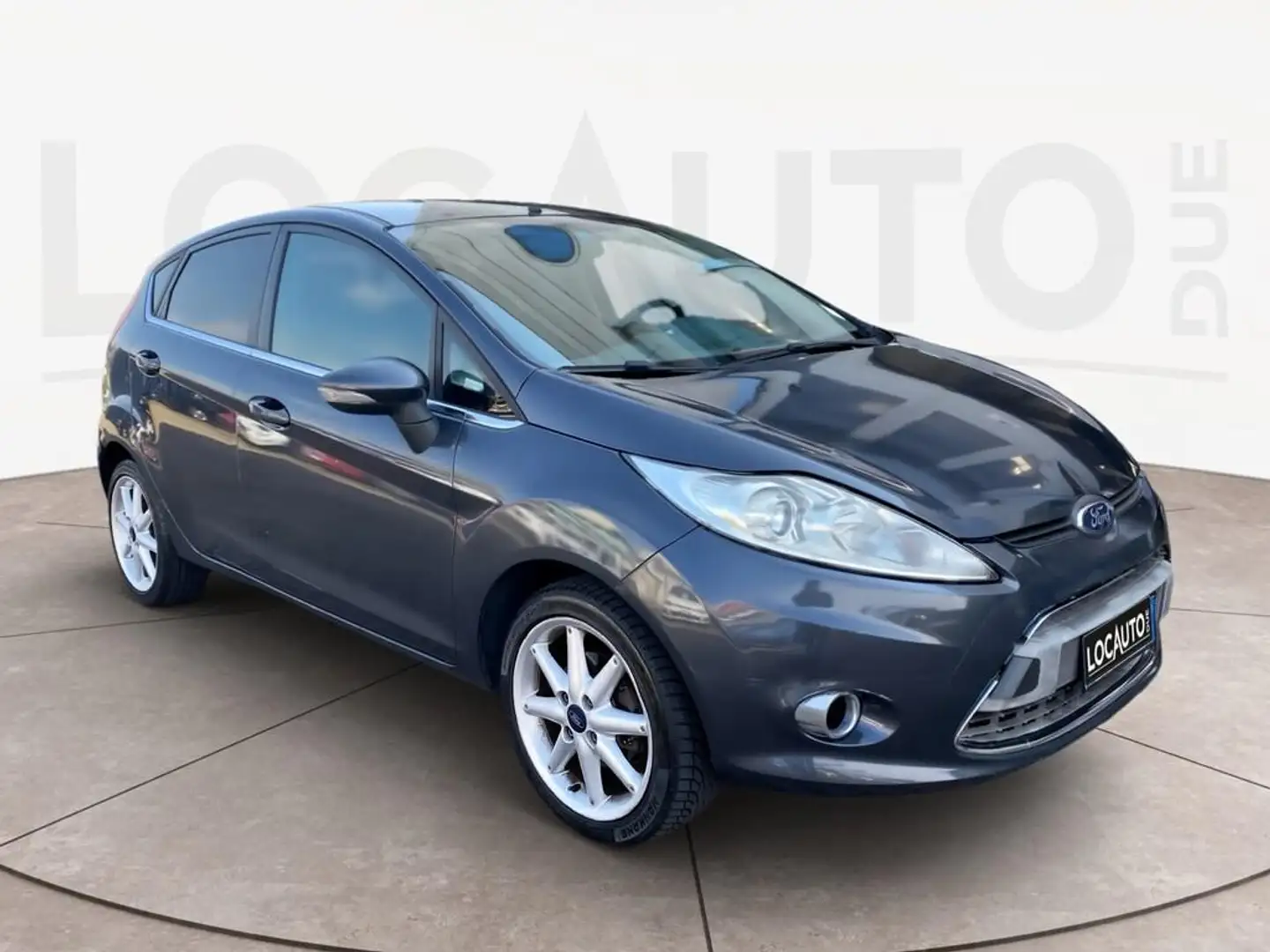 Ford Fiesta 1.2 16v Titanium c/esp 82cv 5p E5 Grau - 2