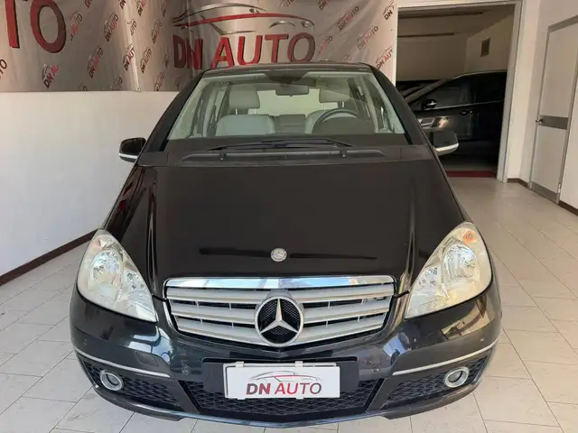 Mercedes-Benz A-Class view 3