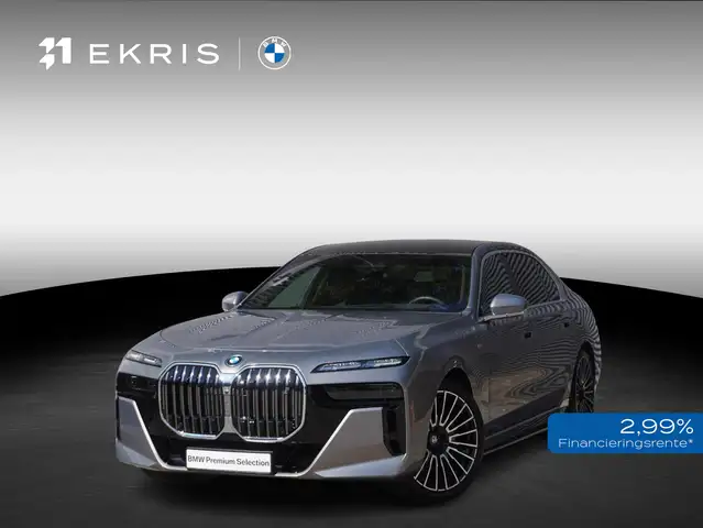 BMW i7
