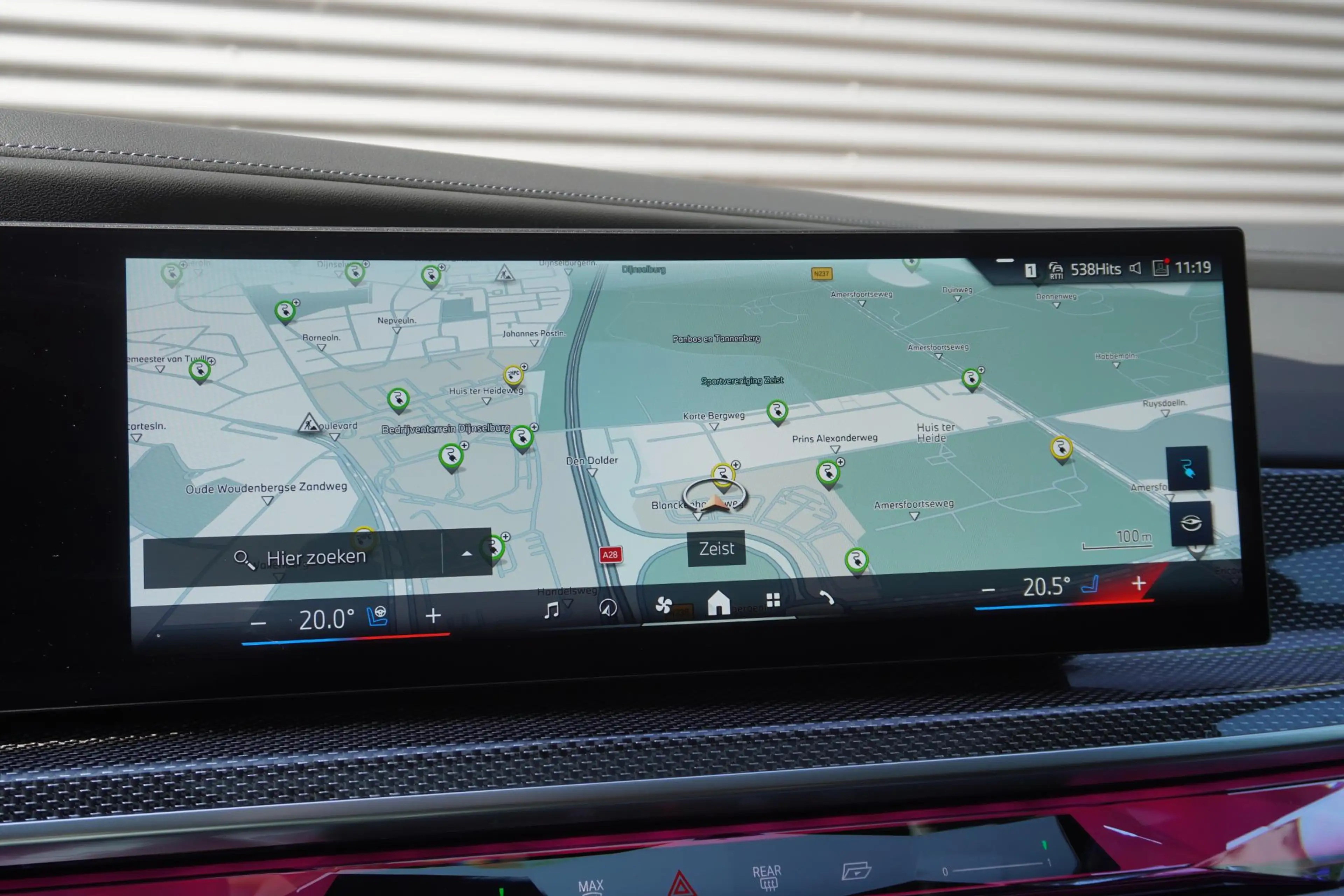 BMW i7 eDrive50 M Sportpakket | 21 inch Individual V-spaa — photo 12